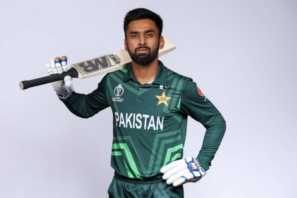 Abdullah Shafique is a well-established batsman on the Pakistani national cricket team, known for his sound technique and temperament at the top of the order. Here's a comprehensive look at his cricketing journey: